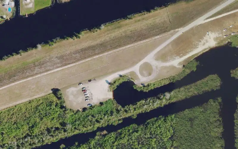 Aerial photo of the area around Bare Beach Boat Ramps, Glades County