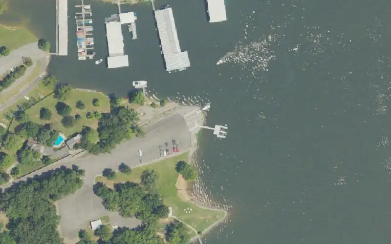 Aerial photo of the area around Big Bear Public Use Area, Marshall County