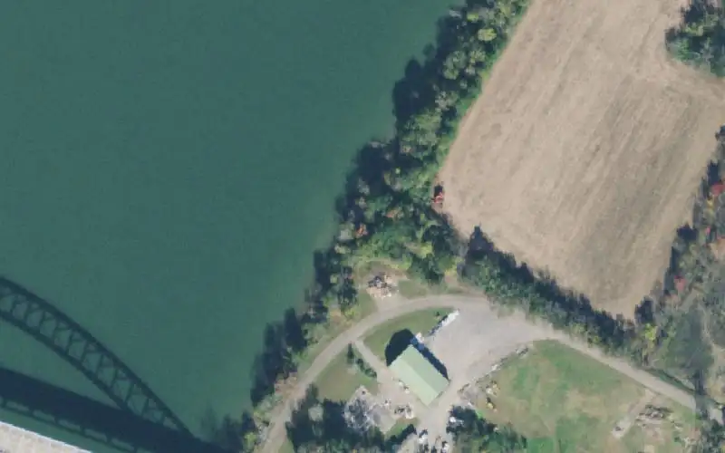 Aerial photo of the area around Blue Bridge Ramp, Marion County