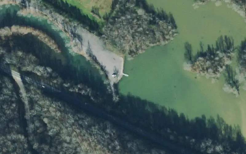 Aerial photo of the area around Bluff Creek Access Area, Cheatham County