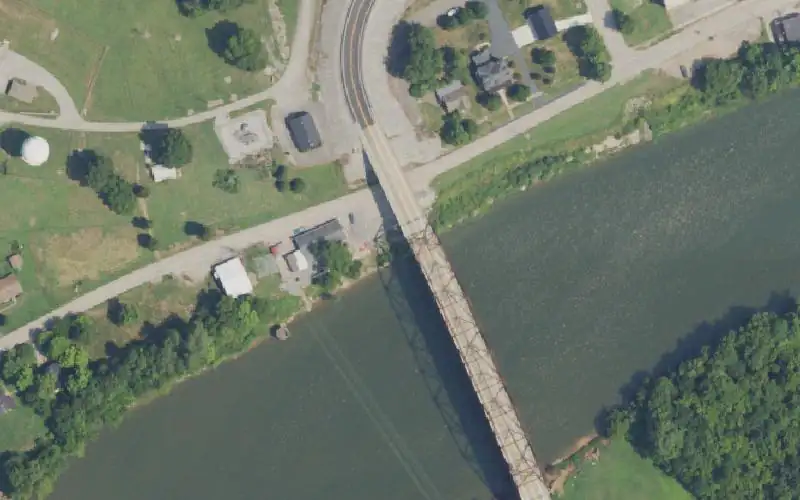 Aerial photo of the area around Calhoun Ramp, McLean County