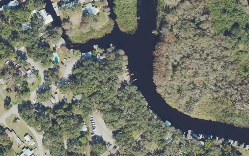 Aerial photo of the area around Camp Mack's River Resort, Polk County