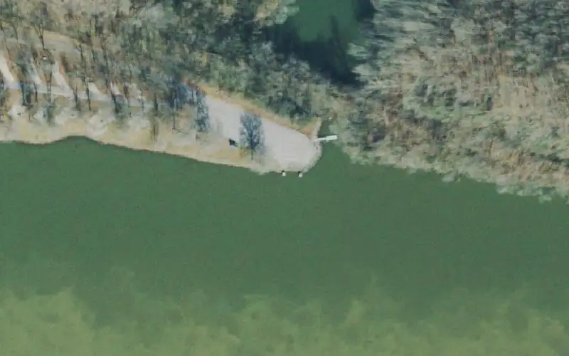 Aerial photo of the area around Cheatham Dam Campground, Cheatham County