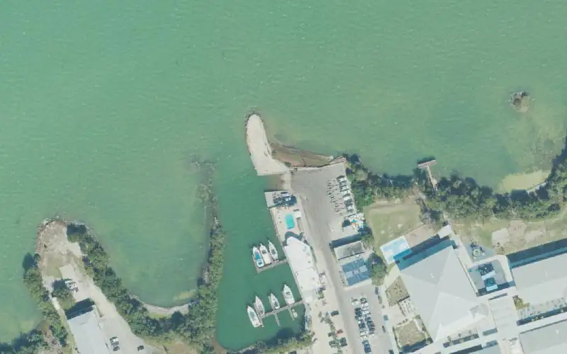 Aerial photo of the area around City of Marathon 33rd Street Boat Ramp, Monroe County