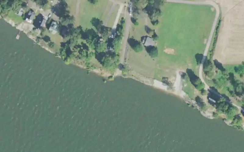 Aerial photo of the area around Dickey Landing, Hardin County