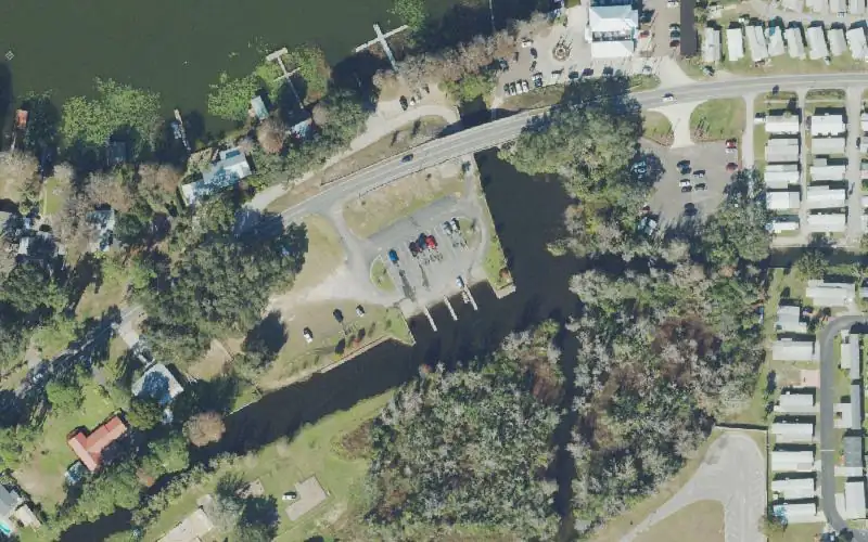 Aerial photo of the area around Eustis Lakeshore Drive Public Boat Ramp, Lake County