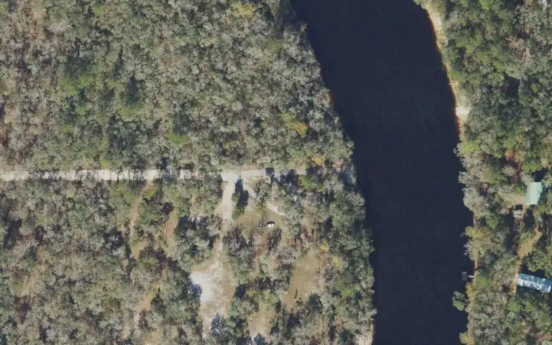 Aerial photo of the area around Ezell Landing Public Boat Ramp, Lafayette County