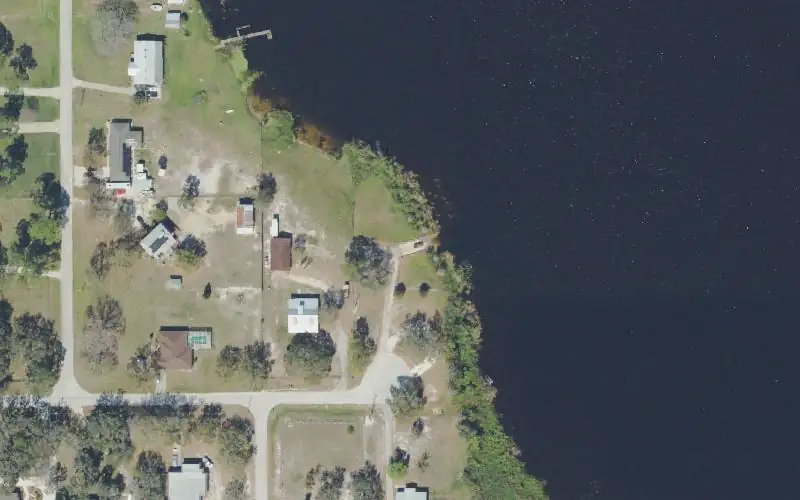 Aerial photo of the area around Grassy Lake Public Boat Ramp, Polk County