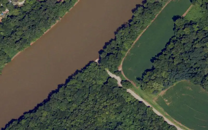 Aerial photo of the area around Hamilton Ferry Road, Daviess County