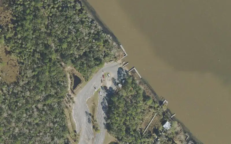 Aerial photo of the area around Henry Abercrombie Jr. Public Boat Ramp, Franklin County
