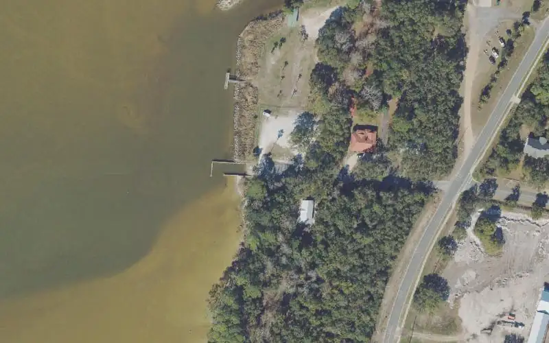 Aerial photo of the area around Indian Creek Public Park and Boat Ramps (Old Ferry Dock), Franklin County
