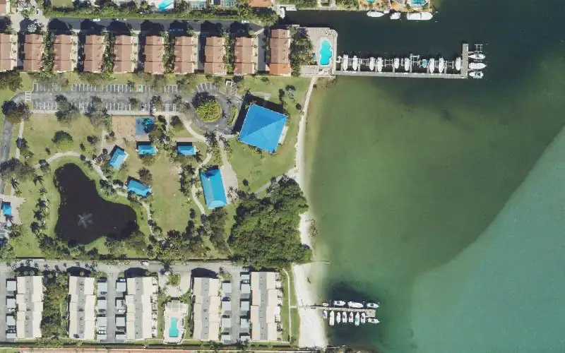 Aerial photo of the area around Intracoastal Park Paddlecraft Launch, Palm Beach County