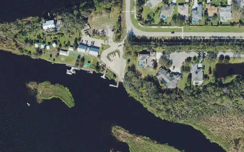 Aerial photo of the area around Jiggs Landing Boat Ramp, Manatee County