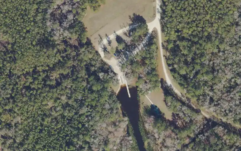 Aerial photo of the area around Kenwood Recreation Area - Main Boat Ramp, Putnam County