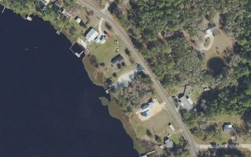 Aerial photo of the area around Lake Ida Public Boat Ramp (Interlachen), Putnam County