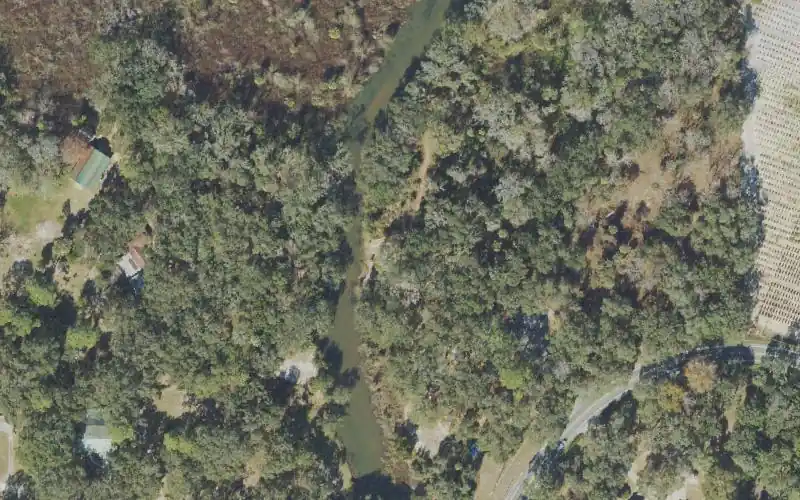 Aerial photo of the area around Lake Jem Park and Boat Ramp, Lake County