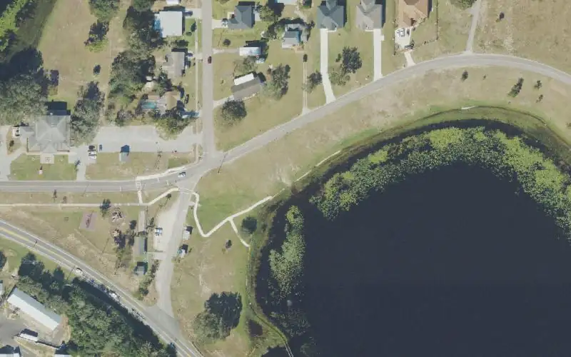 Aerial photo of the area around Lake Marie Public Boat Launch (Not Paved), Polk County