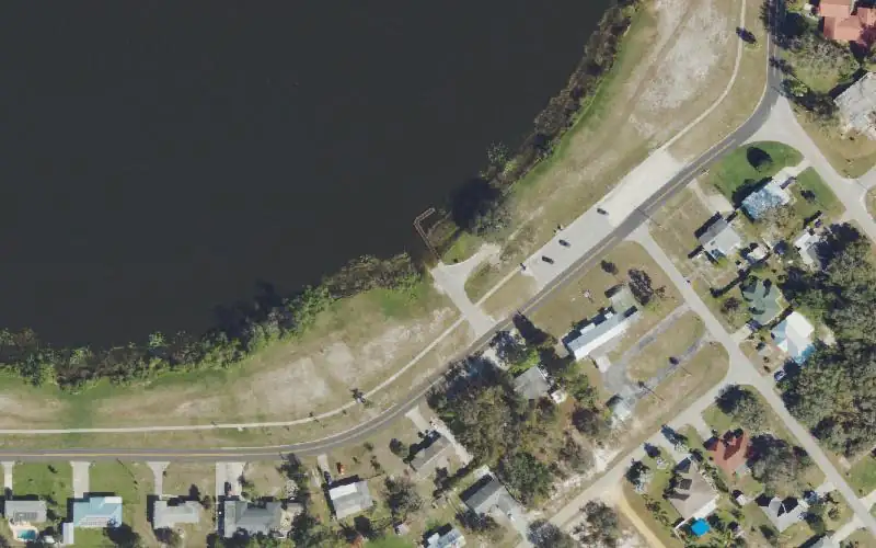 Aerial photo of the area around Lake Olivia Public Boat Ramp, Highlands County