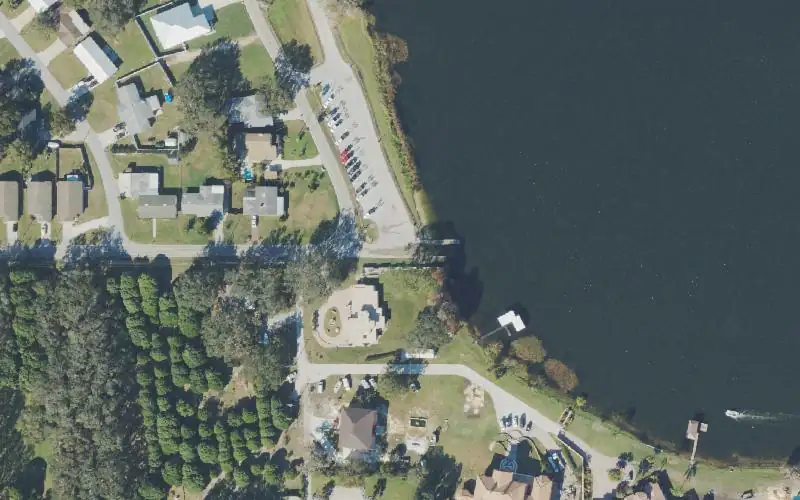 Aerial photo of the area around Lake Summit Public Boat Ramp, Polk County