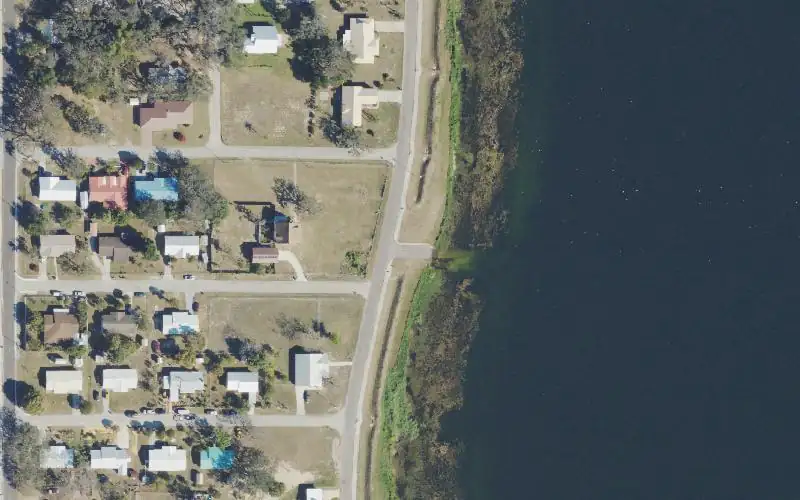 Aerial photo of the area around Lake Tulane Public Boat Ramp, Highlands County