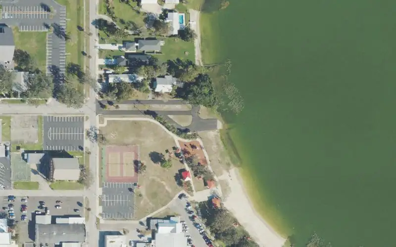 Aerial photo of the area around Lake Verona Public Boat Ramp, Highlands County