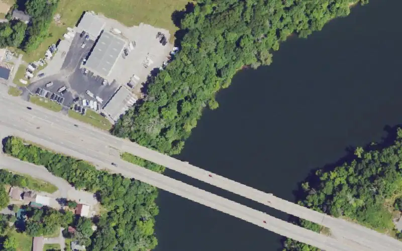 Aerial photo of the area around Lakeview Ramp, Pulaski County