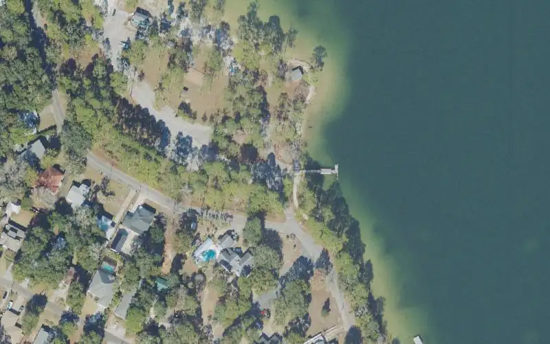 Aerial photo of the area around Lincoln Park, Okaloosa County