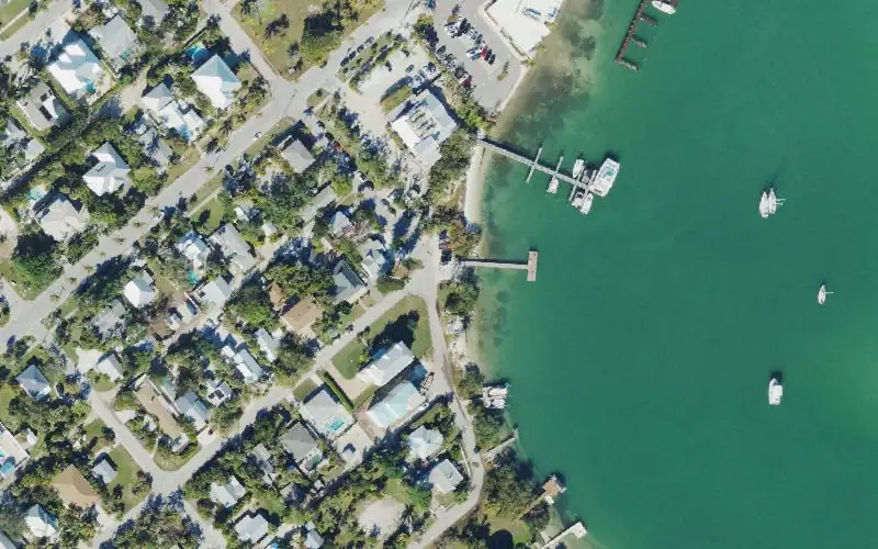 Aerial photo of the area around Linley Street Boat Launch (No Trailer Parking), Sarasota County