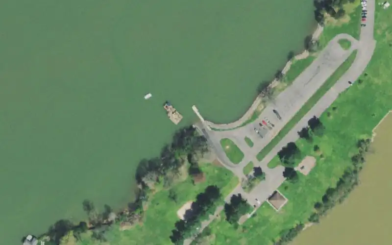 Aerial photo of the area around Louisville Point Park, Blount County