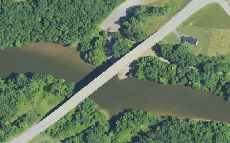 Aerial photo of the area around Newfoundland Boat Ramp, Elliott County