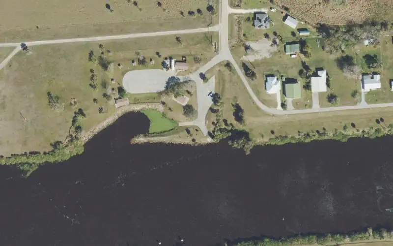 Aerial photo of the area around Ortona Locks North Day Use Area Public Boat Ramp, Glades County