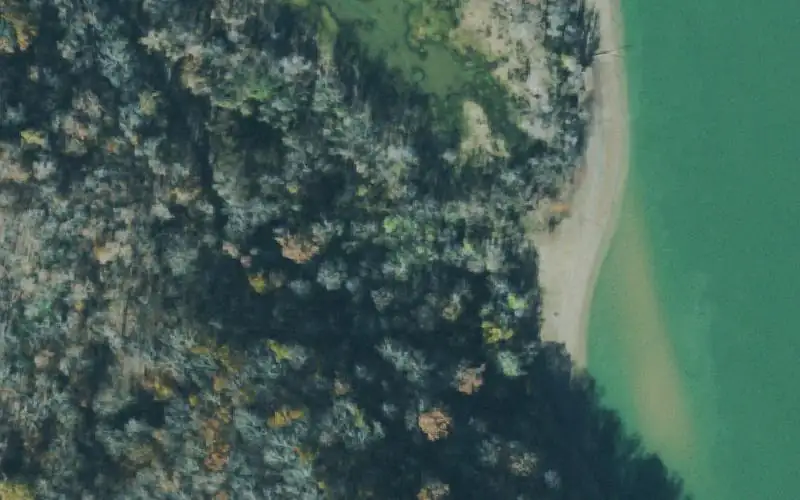 Aerial photo of the area around Peckerwood Landing Access, Benton County