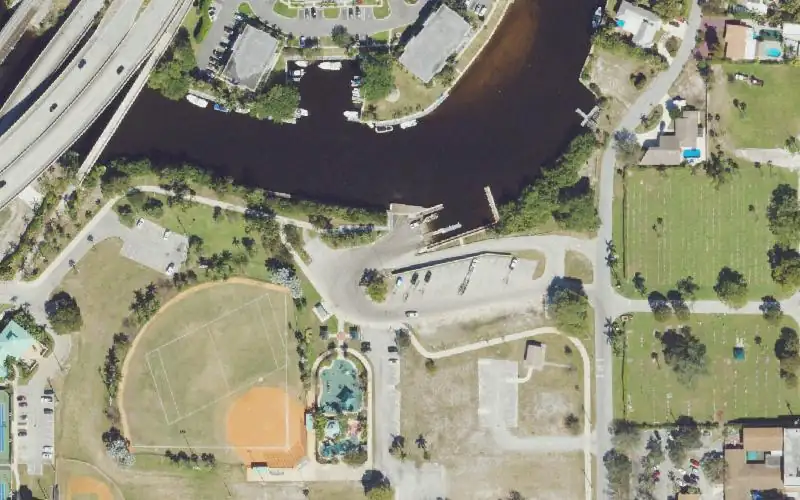 Aerial photo of the area around Pioneer Park Boat Ramp, Broward County