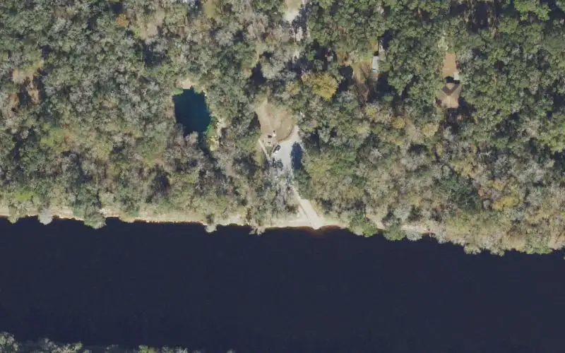 Aerial photo of the area around Royal Springs Park (aka. Hugh Byron Hollingsworth, Sr. Park), Suwannee County