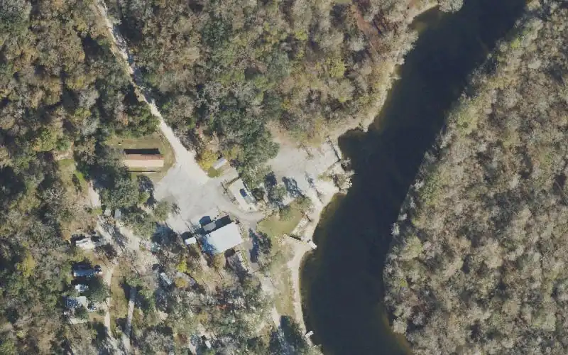 Aerial photo of the area around Sandy Point Campground, Suwannee County