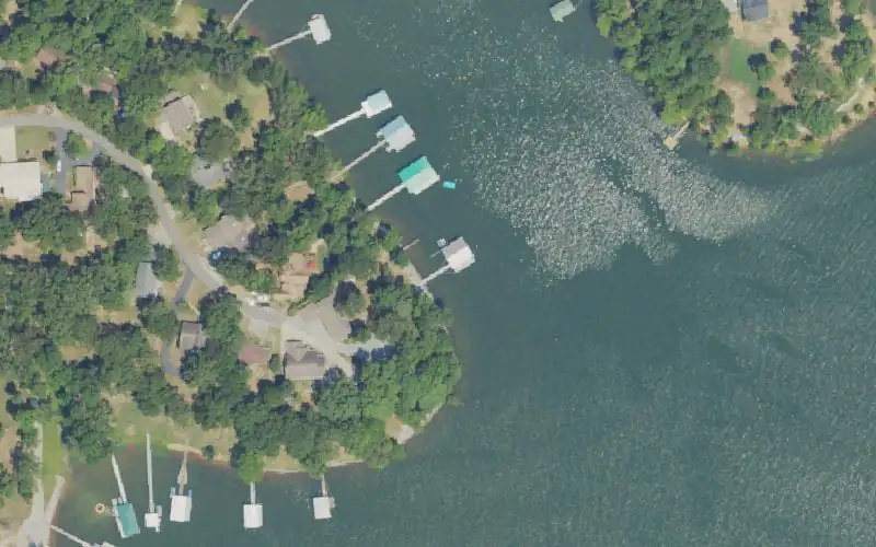 Aerial photo of the area around Shawnee Bay Resort, Marshall County