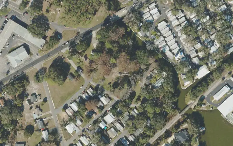 Aerial photo of the area around Summerall Park Boat Launch (Small Boats Only), Lake County