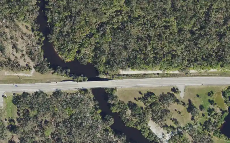 Aerial photo of the area around T. Mabry Carlton Jr. Reserve Kayak Launch, Sarasota County