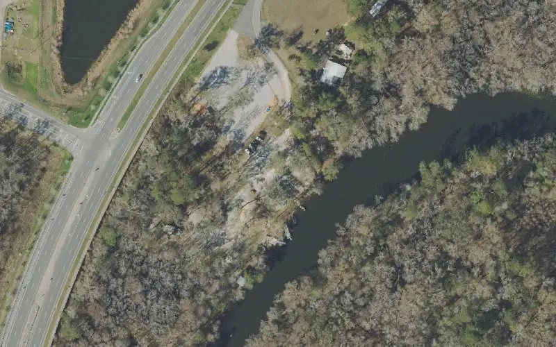 Aerial photo of the area around Vernon Park (C.E. Miller Landing) Public Boat Ramp, Washington County