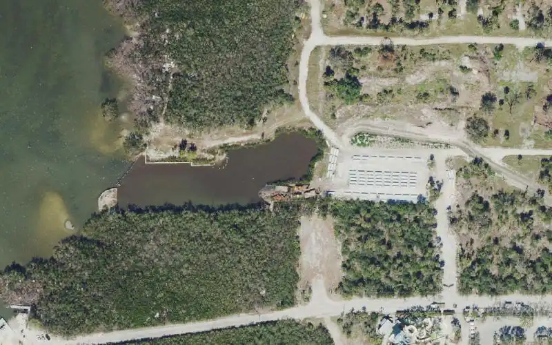 Aerial photo of the area around Week's Fish Camp, Lee County