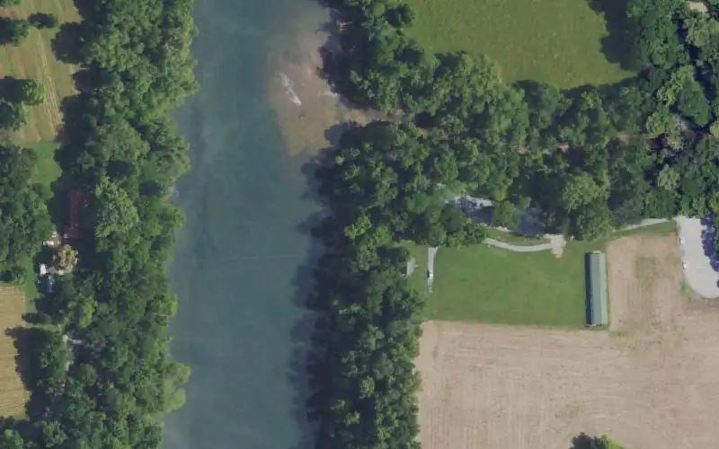 Aerial photo of the area around Winfreys Ferry, Russell County
